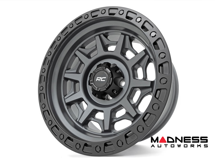 Jeep Custom Wheels (1) - Rough Country - 85 Series - Gunmetal Gray w/ Black Lip - 17 x 9.0 / 5 x 5 / -12 / 4.5" 